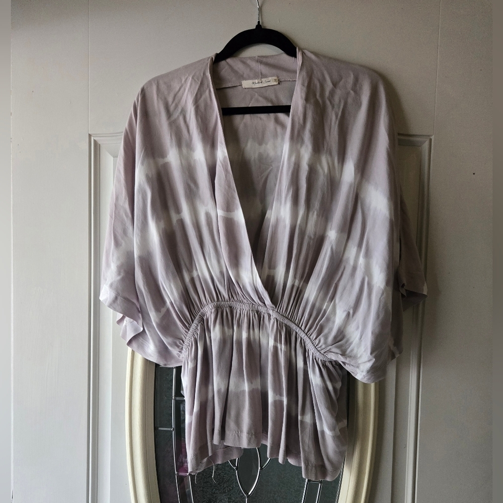 Mustard Seed Tie-Dye Kimono Sleeve Blouse – Size Medium‎